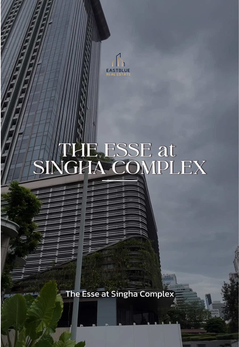 THE ESSE at SINGHA COMPLEX Exclusive Penthouse บนทำเลใจกลางอโศก . 3 Bedrooms | 4 Bathrooms 244 SQ.M. | 90 MB.…