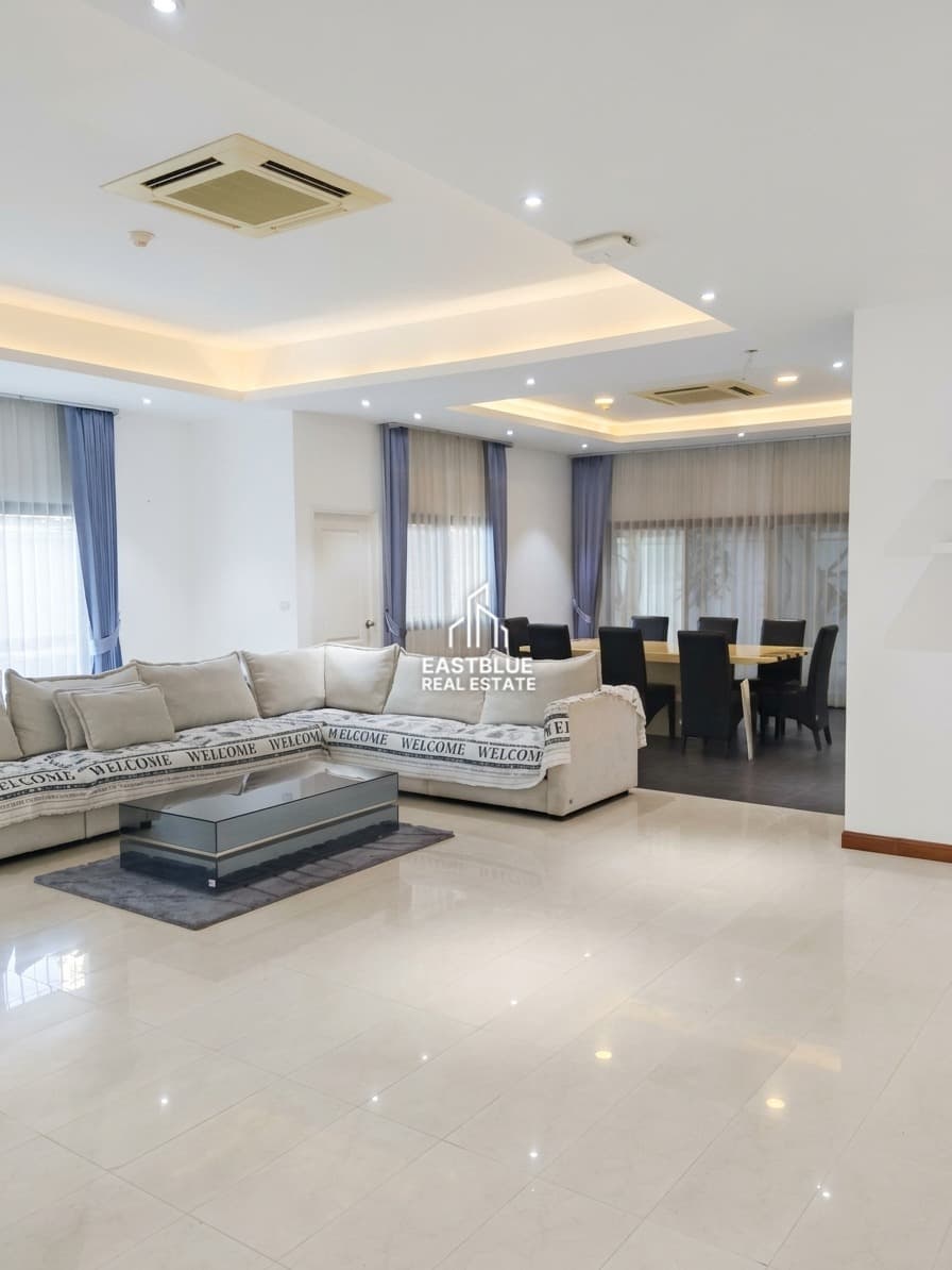 ให้เช่า คอนโด Baan Ananda Sukhumvit 61 · 3 ห้องนอน · 300 ตร.ม.